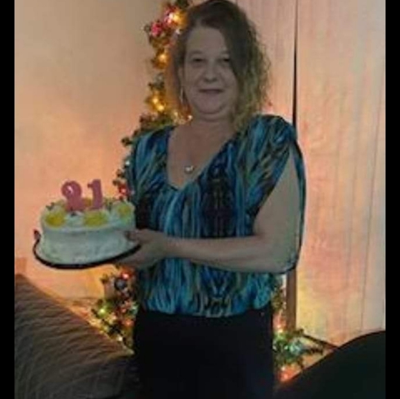 Meet your Posher, Tanya - Picture 2 of 2